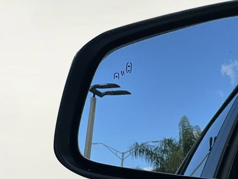 Used 2021 Buick Encore Preferred w/ Safety Package image 33