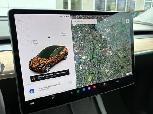 Used 2021 Tesla Model Y Long Range image 20