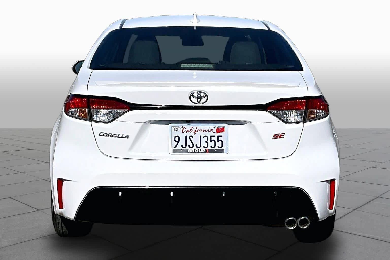 Used 2024 Toyota Corolla SE FWD image 4