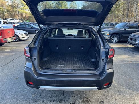 Used 2023 Subaru Outback Limited image 6