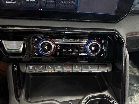 New 2026 GMC Sierra 2500 AT4 image 27