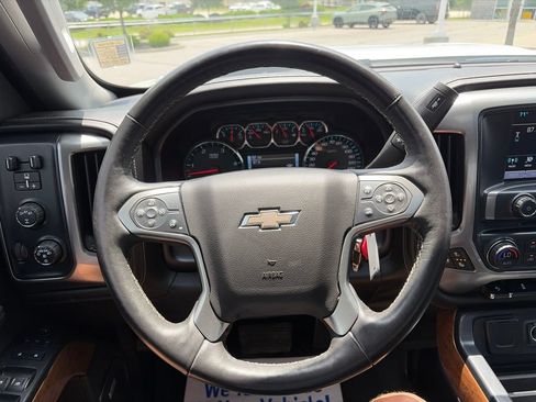 Used 2019 Chevrolet Silverado 3500 LTZ w/ Duramax Plus Package AWD/4WD image 18