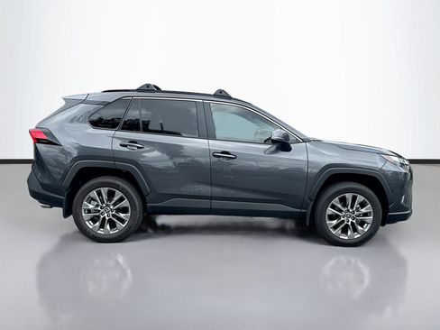 Used 2025 Toyota RAV4 XLE Premium AWD/4WD image 4