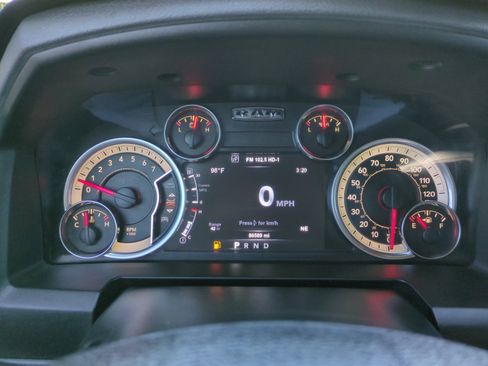 Certified 2018 RAM 1500 Big Horn image 10