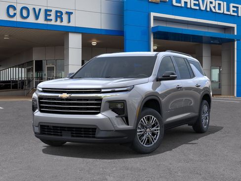 New 2026 Chevrolet Traverse LT w/ Enhanced Driving Package image 30