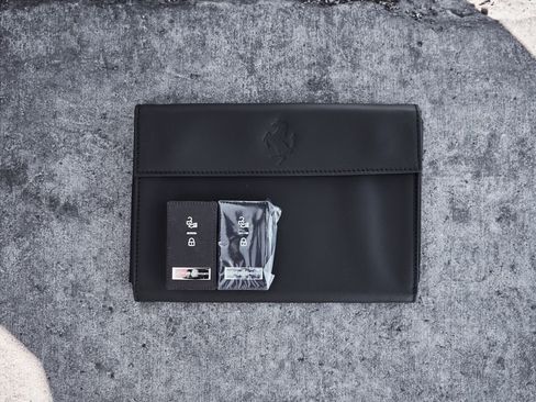 Used 2024 Ferrari SF90 Spider image 76