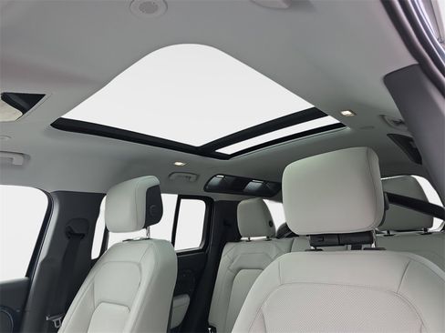 New 2026 Land Rover Defender 110 S image 29