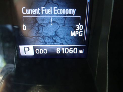 Used 2021 Toyota Tacoma TRD Off-Road w/ TRD Premium Off Road Package AWD/4WD image 31