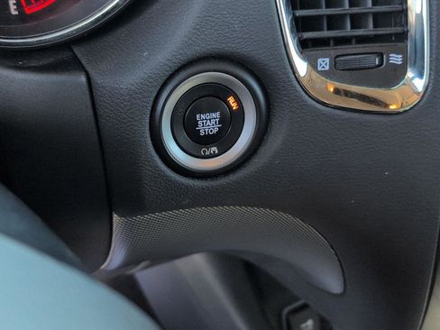 Used 2018 Dodge Durango GT image 23