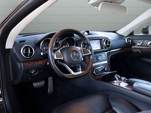 Used 2019 Mercedes-Benz SL 450 image 35