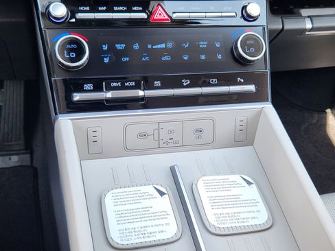 New 2026 Hyundai Santa Fe Calligraphy image 25