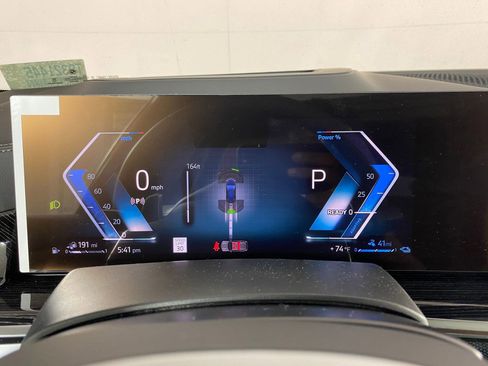 Used 2026 BMW X5 xDrive50e w/ M Sport Package AWD/4WD image 17