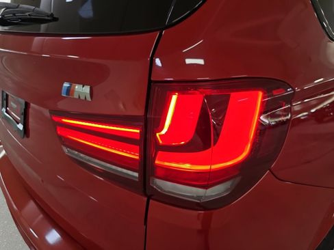 Used 2018 BMW X5 M image 33