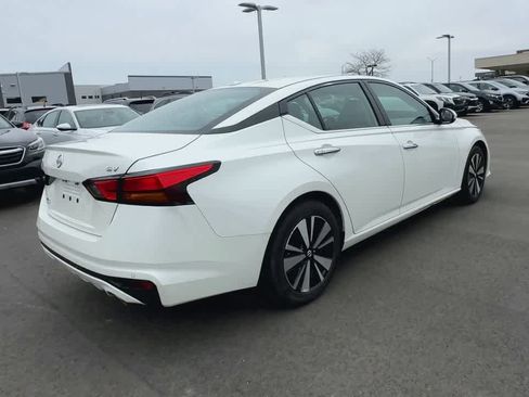 Used 2019 Nissan Altima 2.5 SV image 8