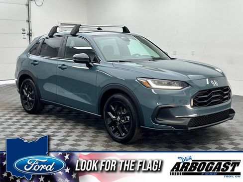 Used 2024 Honda HR-V Sport image 1