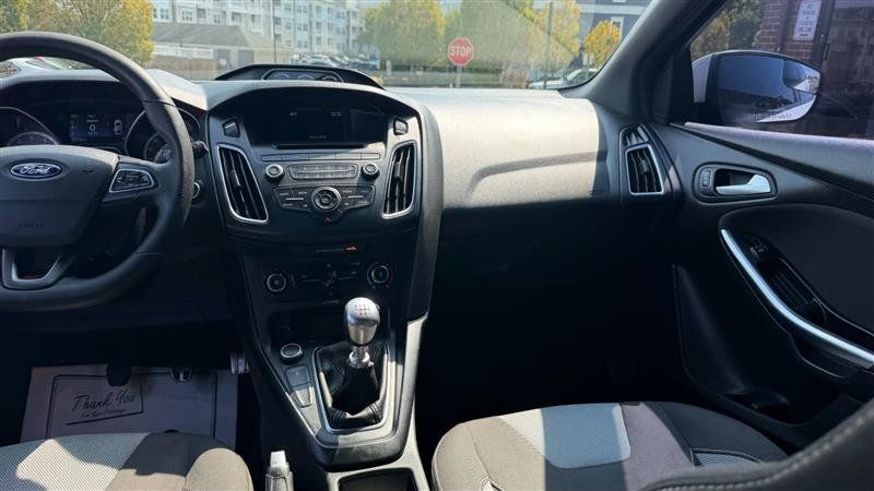 Used 2017 Ford Focus ST FWD image 22