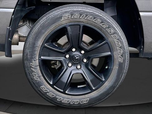 Used 2023 RAM 1500 Big Horn RWD image 35