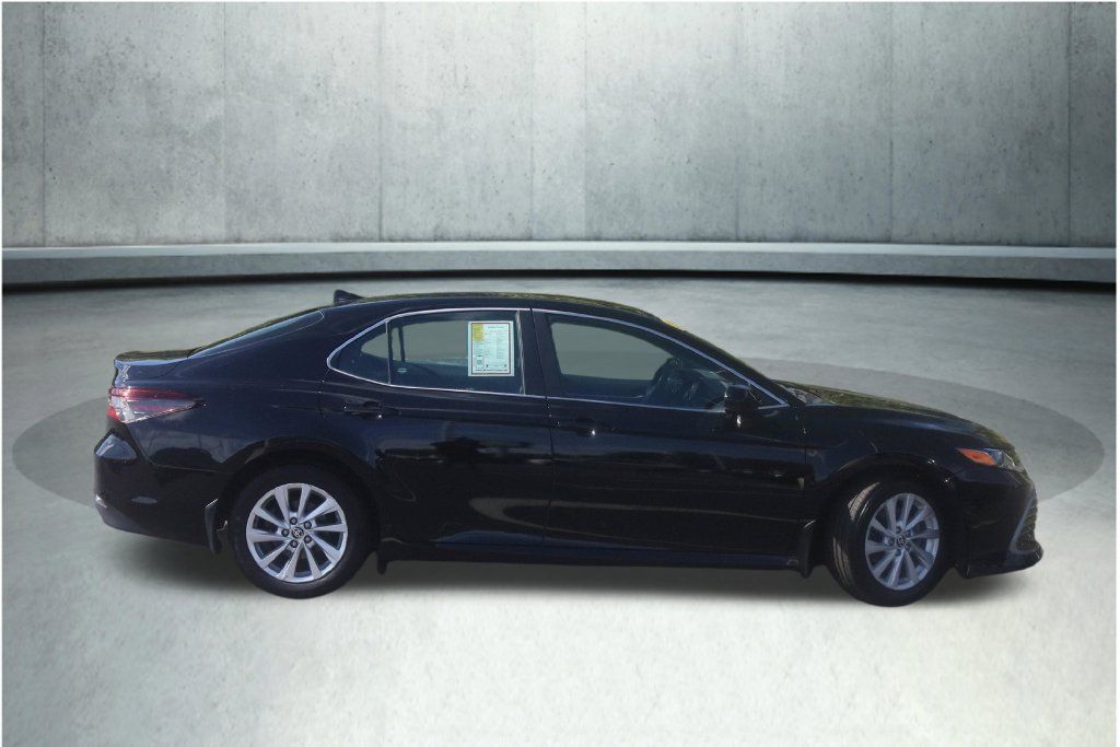 Used 2023 Toyota Camry LE AWD/4WD image 16
