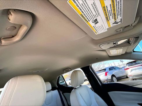 Used 2021 Buick Encore GX Select w/ Sport Touring Package image 12