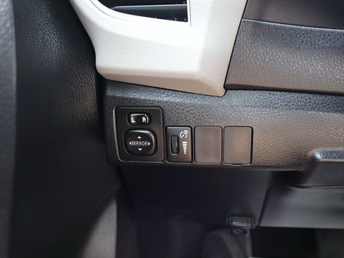 Used 2016 Toyota Corolla LE FWD image 24