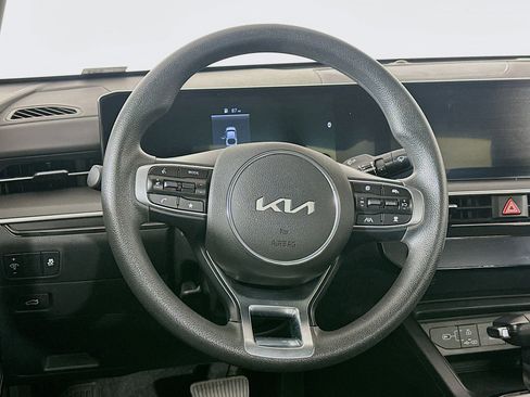 Used 2025 Kia K5 LXS image 18