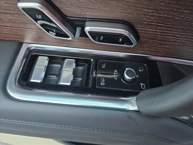 Used 2023 Land Rover Range Rover SE AWD/4WD image 28
