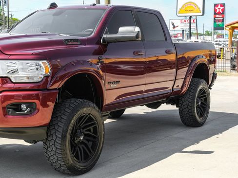 Used 2022 RAM 2500 Big Horn w/ Level 1 Equipment Group AWD/4WD image 8