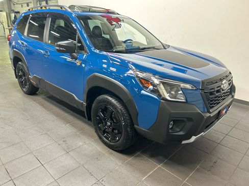 Used 2022 Subaru Forester Wilderness w/ Wilderness Package AWD/4WD image 2
