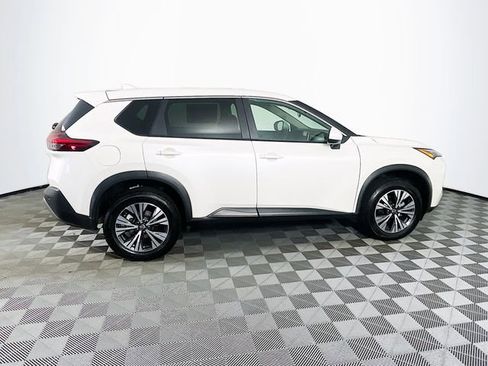 Used 2023 Nissan Rogue SV AWD/4WD image 9