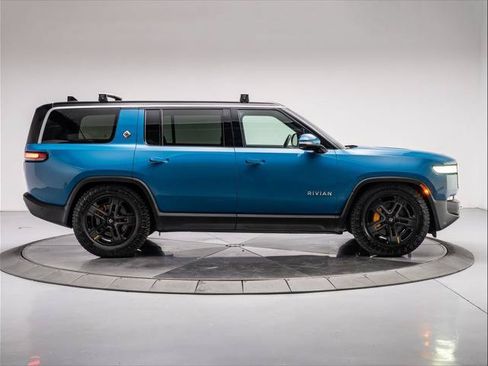 Used 2023 Rivian R1S Adventure Quad AWD/4WD image 6