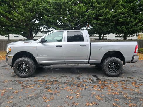 Used 2019 RAM 2500 Tradesman image 3