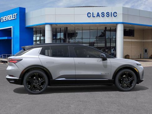 New 2026 Chevrolet Equinox EV RS image 5