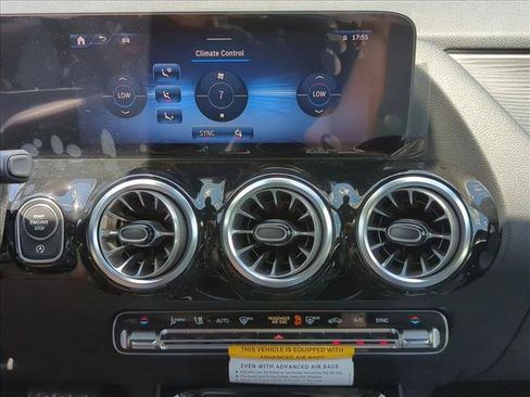 New 2026 Mercedes-Benz GLA 250 image 12