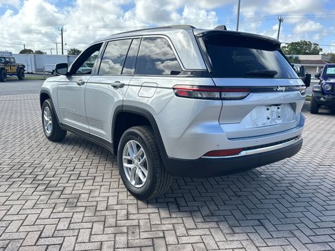 New 2026 Jeep Grand Cherokee Laredo X image 12