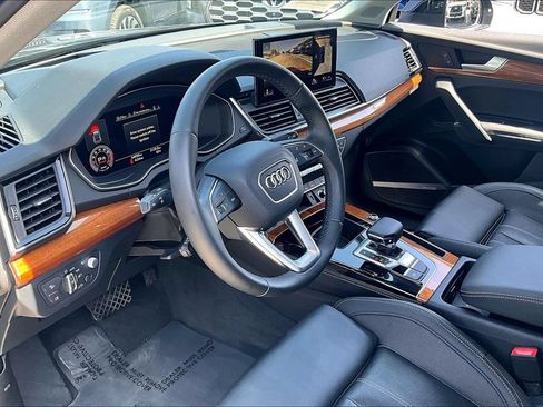Used 2023 Audi Q5 2.0T Prestige w/ Prestige Package AWD/4WD image 14