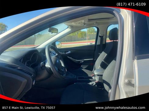 Used 2016 Ford Focus SE image 13