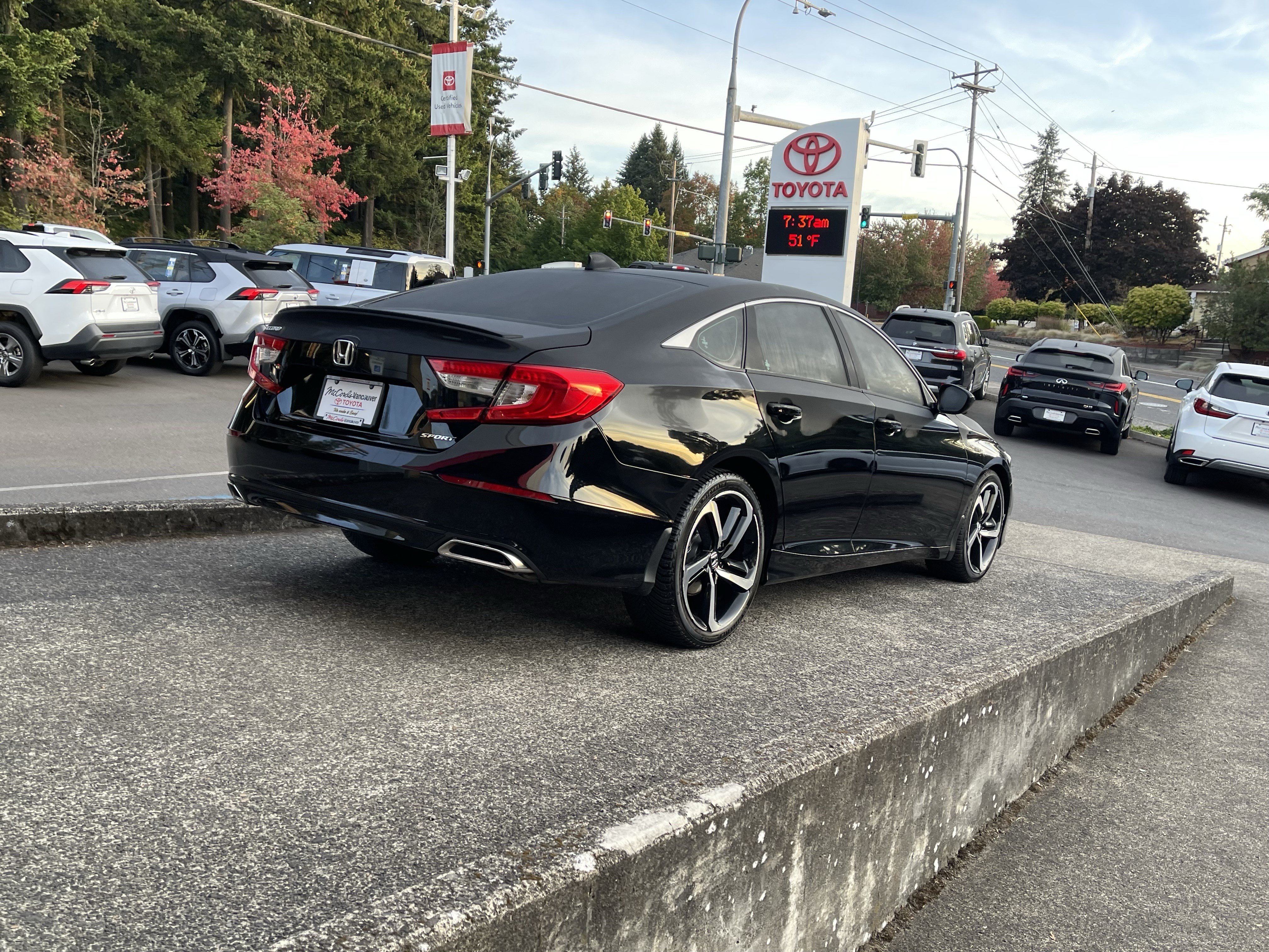 Used 2022 Honda Accord Sport image 8