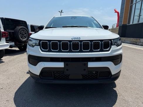 Used 2023 Jeep Compass Sport AWD/4WD image 8