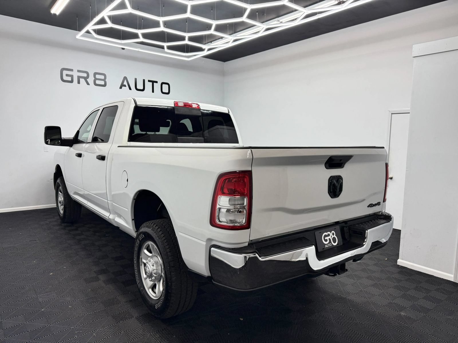 Used 2024 RAM 2500 Tradesman AWD/4WD image 5