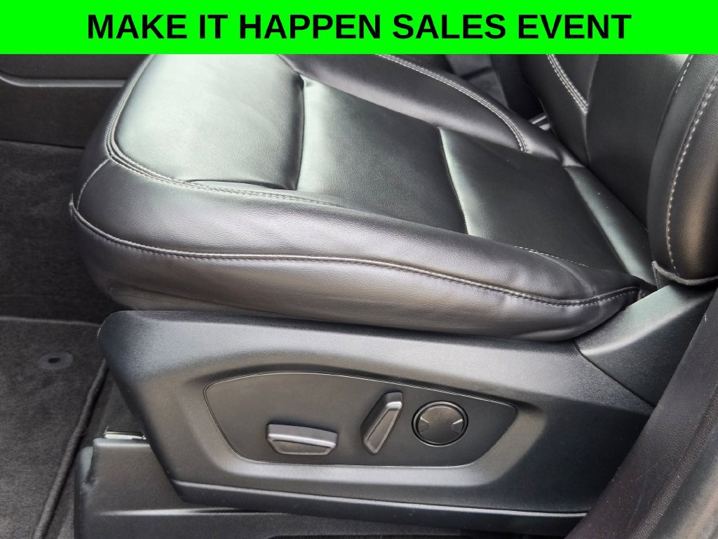 Used 2022 Ford Explorer XLT w/ Equipment Group 202A AWD/4WD image 13