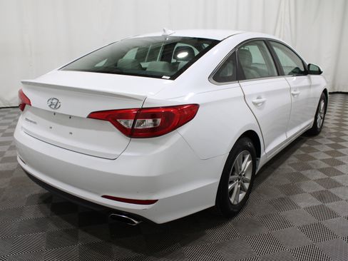 Used 2015 Hyundai Sonata SE image 28