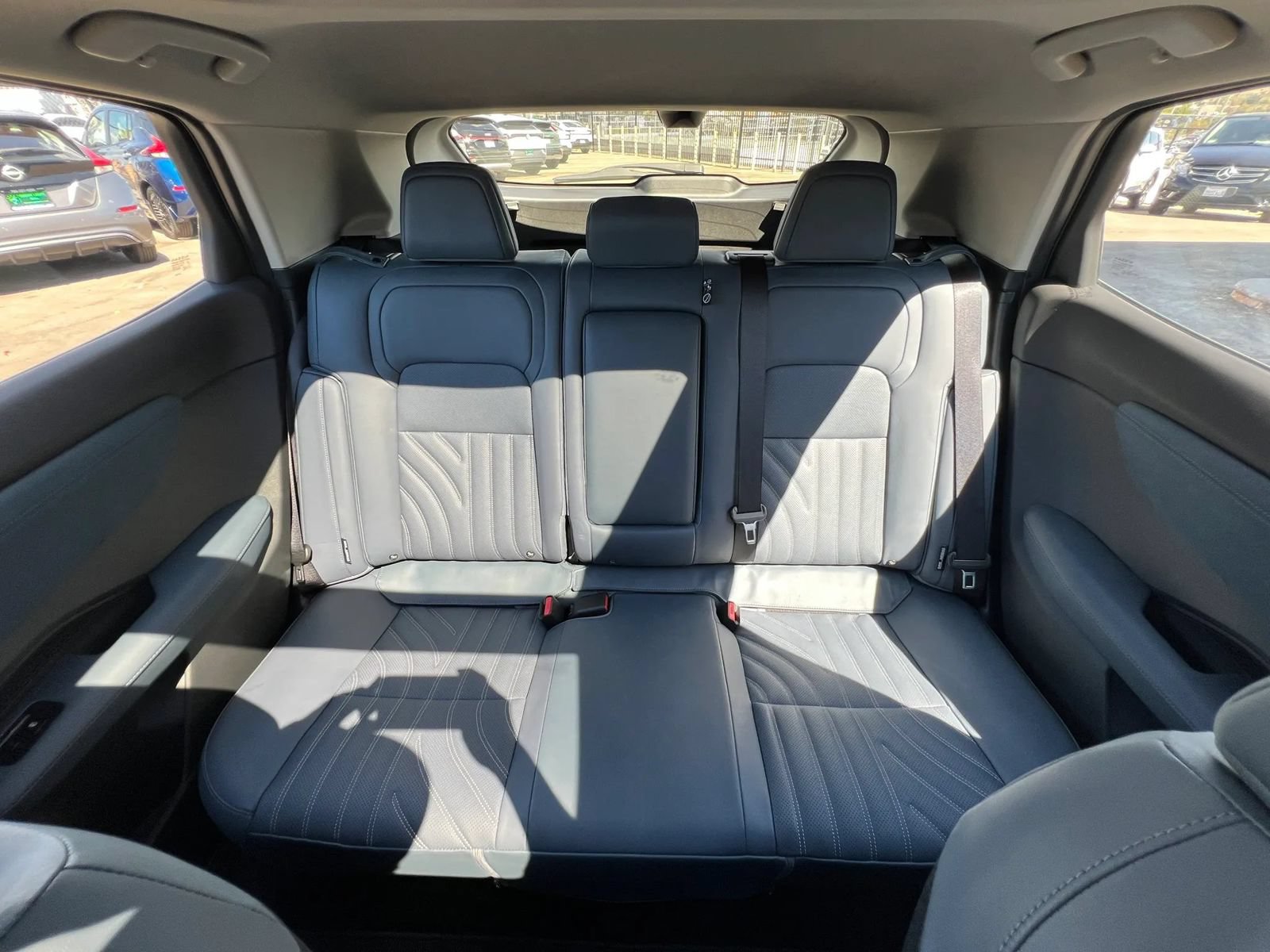 Used 2024 Nissan Ariya AWD image 37