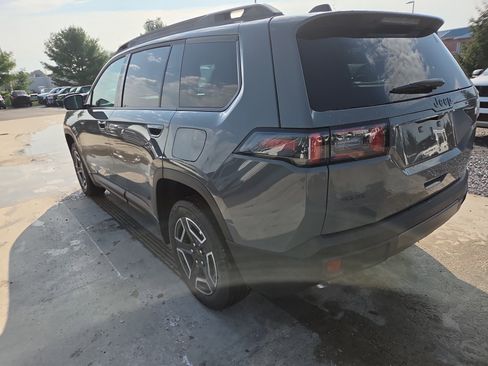 New 2026 Jeep Cherokee Limited AWD/4WD image 11
