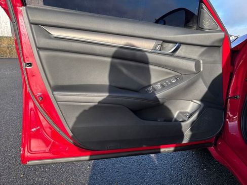 Used 2020 Honda Accord Sport image 21