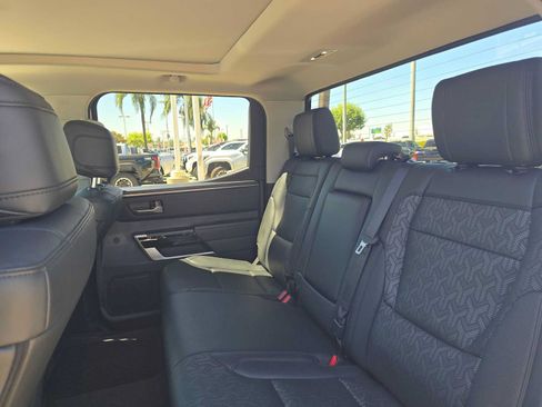Used 2024 Toyota Tundra Limited AWD/4WD image 17