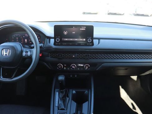 Used 2023 Honda Accord LX image 14