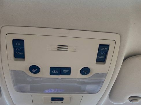 Used 2013 Lexus ES 350 w/ Luxury Pkg FWD image 52