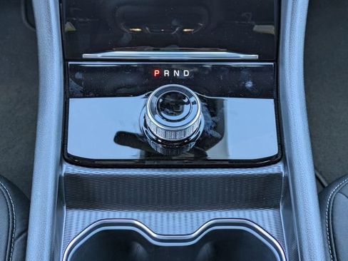 New 2025 Jeep Grand Cherokee Laredo w/ Luxury Tech Group I RWD image 18