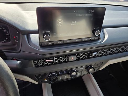 Used 2024 Honda Accord EX image 27