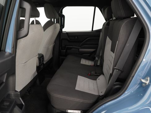 Used 2025 Toyota 4Runner TRD Off-Road image 14